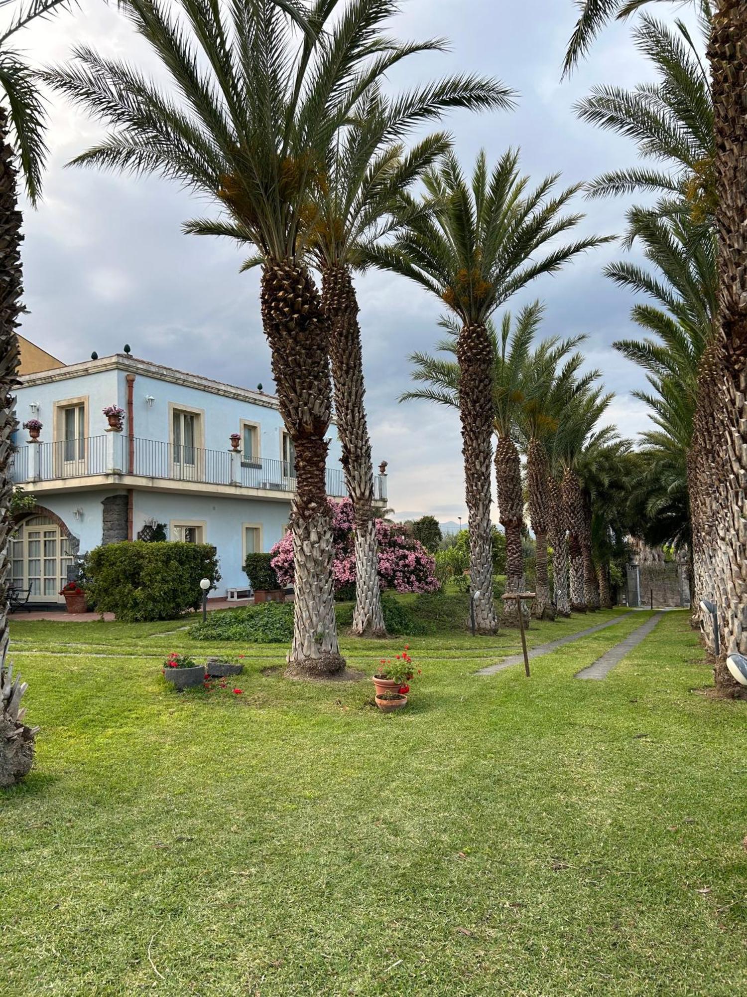Torre Archirafi Resort Riposto Kültér fotó